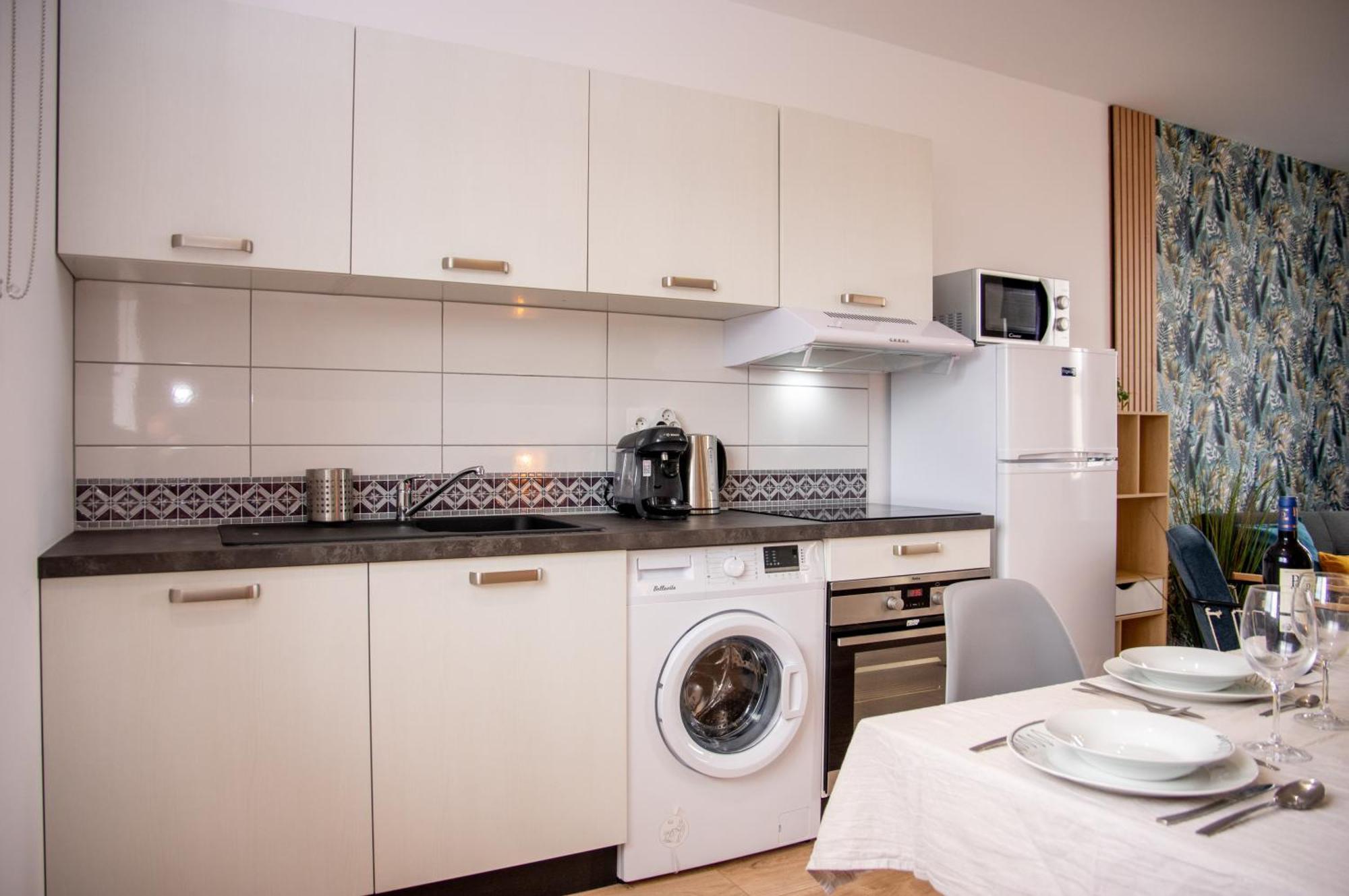 Duplex Cocoon - 10 Min De Blaye - 20 Min Cnpe - Wifi - Tv Hd Appartement Saint-Seurin-de-Cursac Buitenkant foto