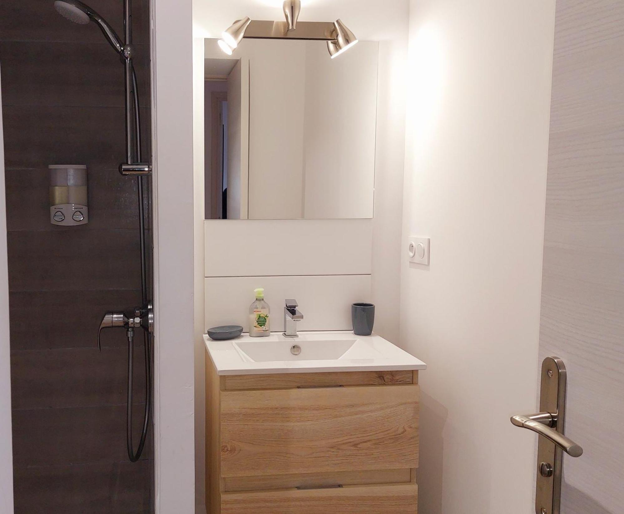 Duplex Cocoon - 10 Min De Blaye - 20 Min Cnpe - Wifi - Tv Hd Appartement Saint-Seurin-de-Cursac Buitenkant foto