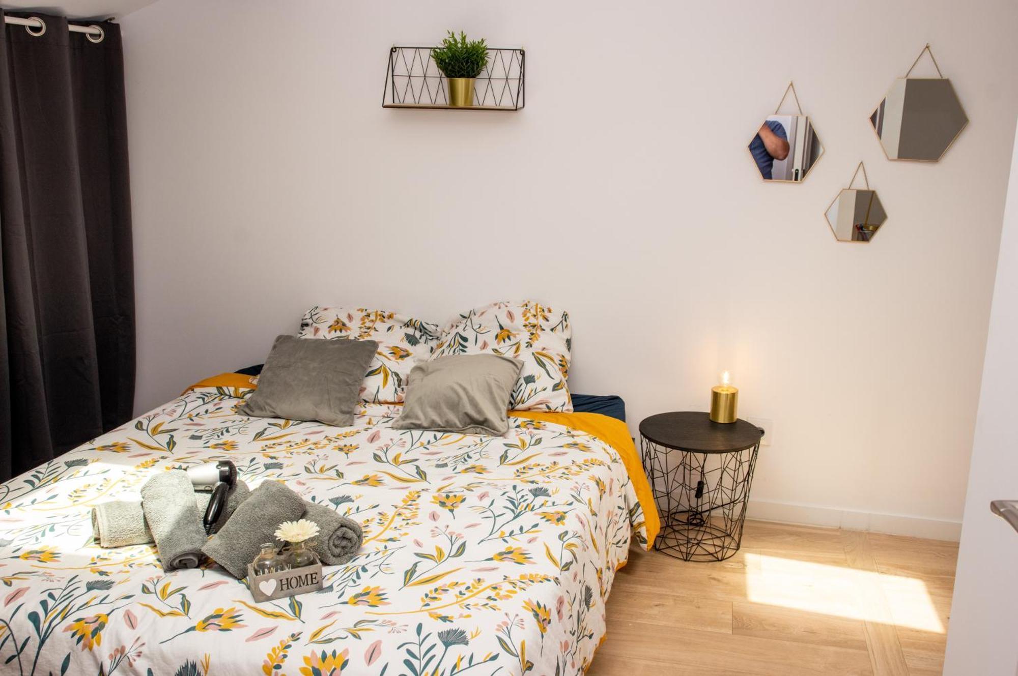 Duplex Cocoon - 10 Min De Blaye - 20 Min Cnpe - Wifi - Tv Hd Appartement Saint-Seurin-de-Cursac Buitenkant foto