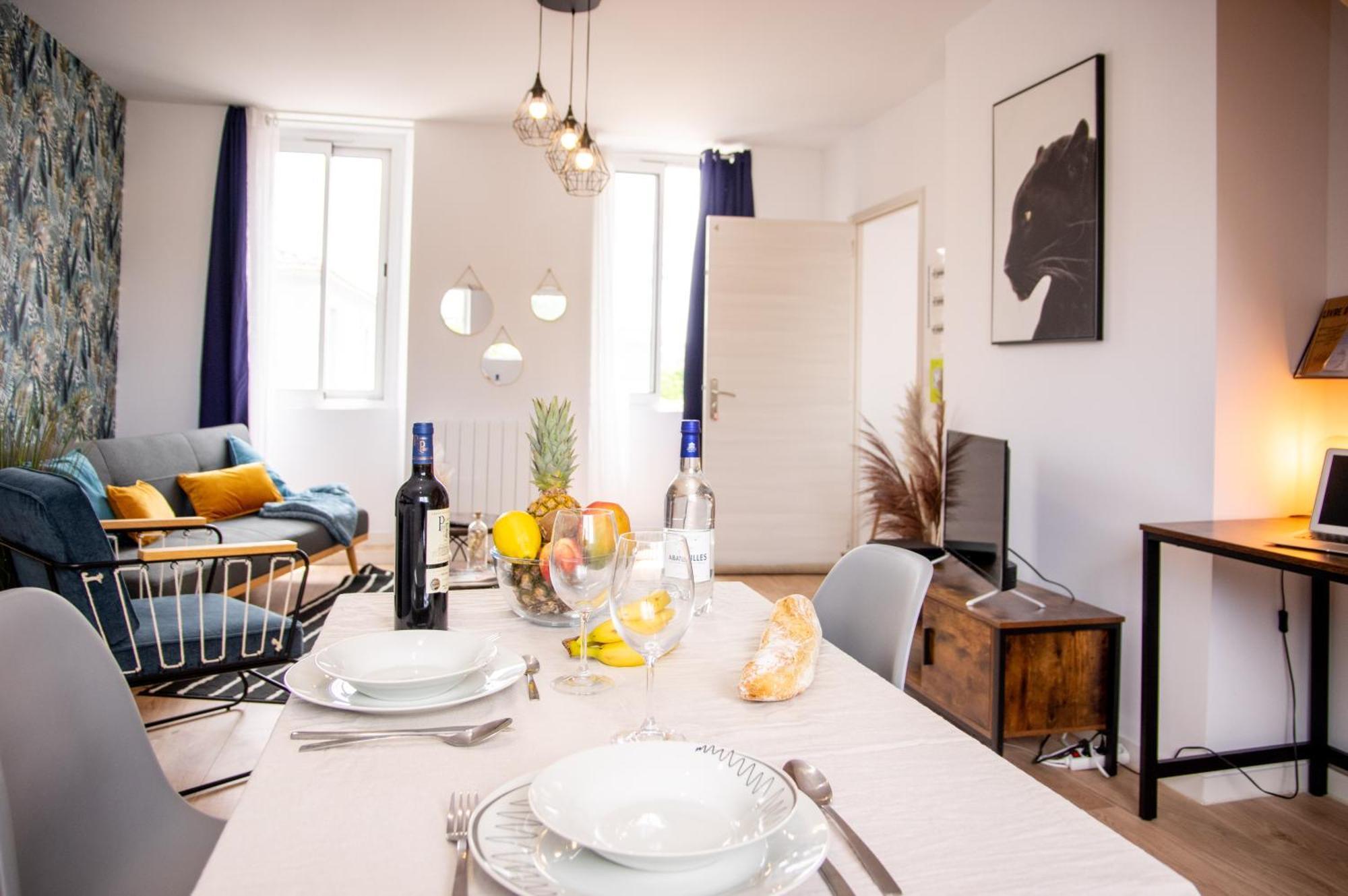 Duplex Cocoon - 10 Min De Blaye - 20 Min Cnpe - Wifi - Tv Hd Appartement Saint-Seurin-de-Cursac Buitenkant foto